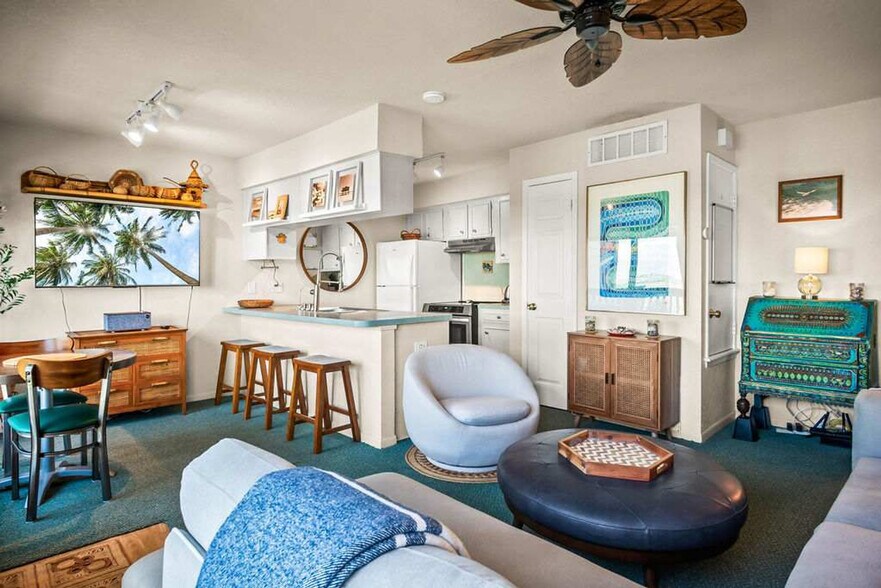 Building Photo - 15209 Leeward Dr