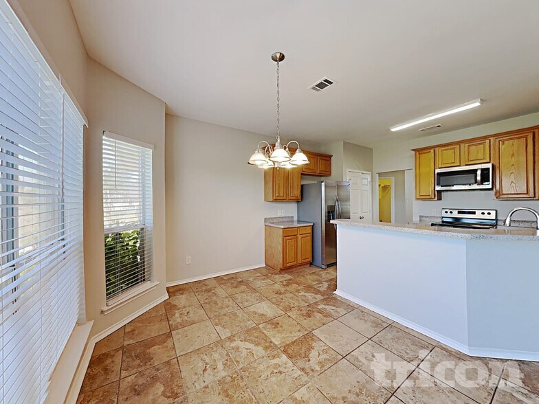 Building Photo - 1081 Treehouse Ln