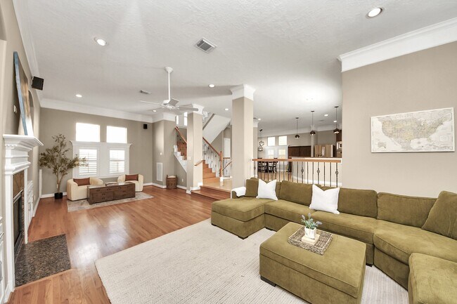 Building Photo - 2416 Bevis St