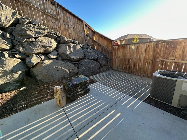 Building Photo - 3830 Pimlico St