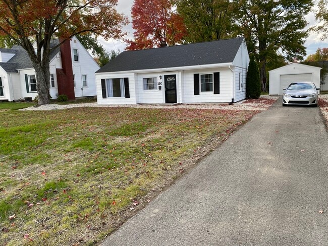 Primary Photo - 130 Fairground Blvd