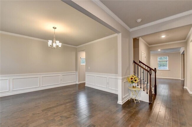 Building Photo - 461 Paxton LN