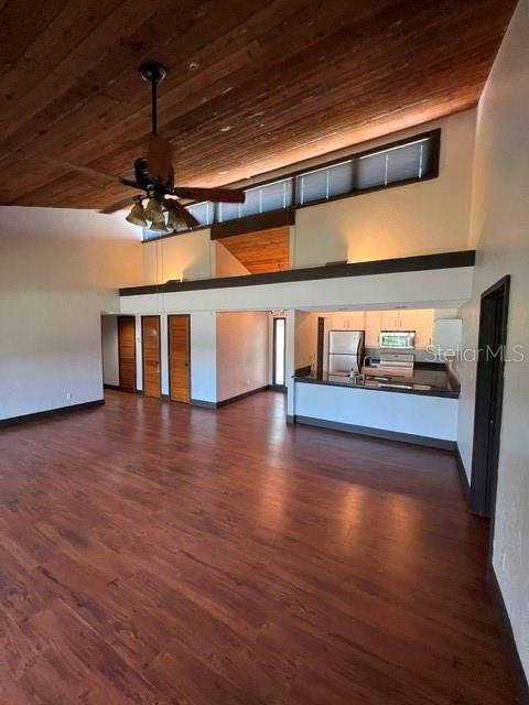 Building Photo - 808 Pinewood Ct