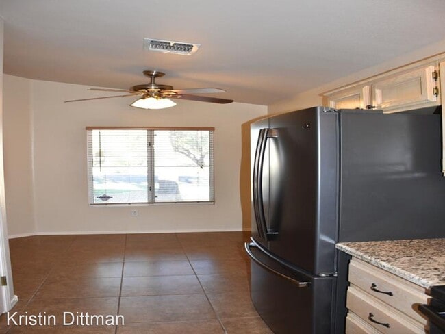 Building Photo - 2 br, 2 bath House - 2129 High Mesa Dr