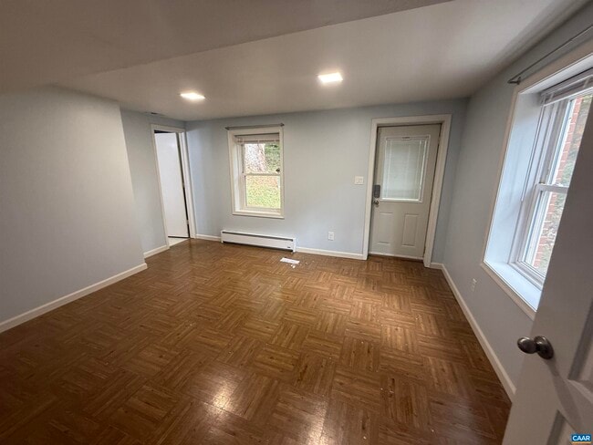 Building Photo - 705 Highland Ave