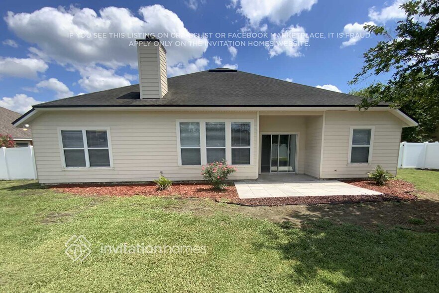 Building Photo - 2205 Cascadia Ct