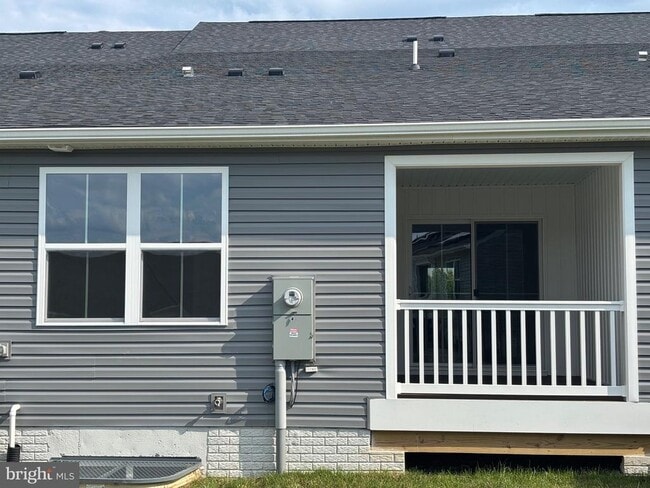 Building Photo - 4347 Southerby Dr