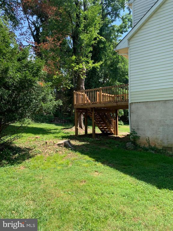 Building Photo - 249 Periwinkle Ave