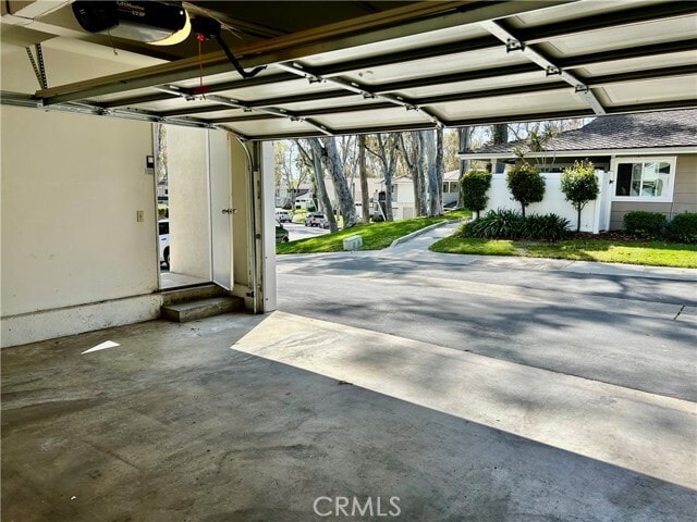 Building Photo - 2576 Coventry Cir
