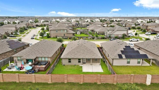 Building Photo - 21047 Warrender Terrace Ln