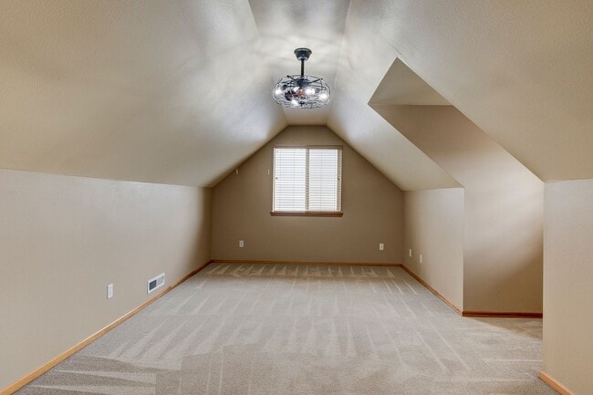 Building Photo - 3-bedroom, 2.5-bathroom Pet Friendly Home