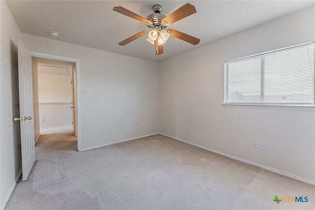 Building Photo - 514 Prospector Trl
