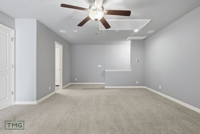 Building Photo - Gorgeous 4/3.5/3 Luxury Home