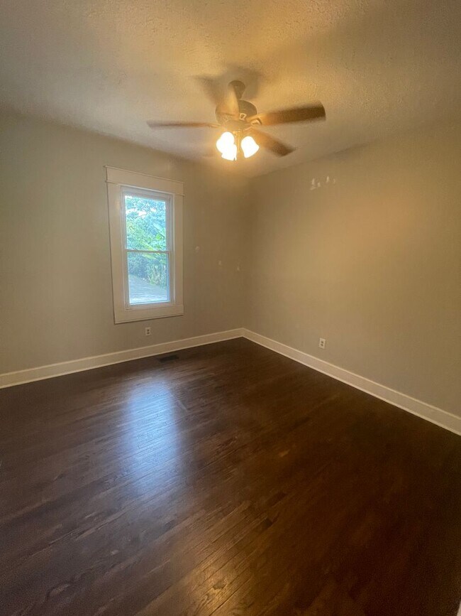 Building Photo - East Nashville Single Family Home
