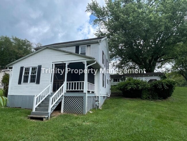 Building Photo - 27 Hathaway Dr