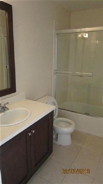 Building Photo - 1416 Dahlia Loop