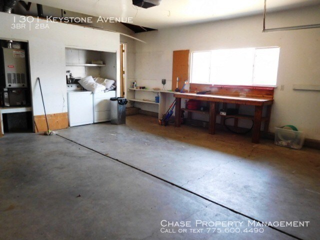 Building Photo - Single level home in Northwest Reno