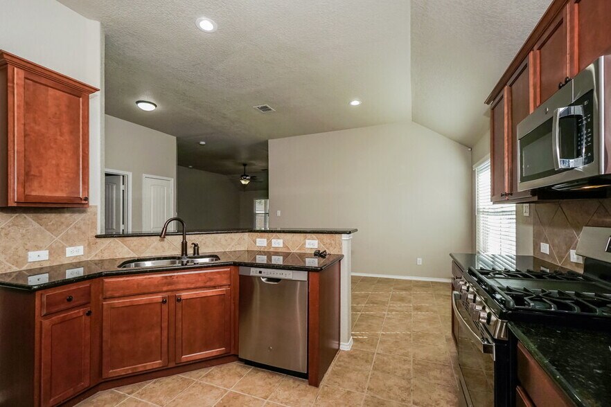 Building Photo - 8510 Winchester Way