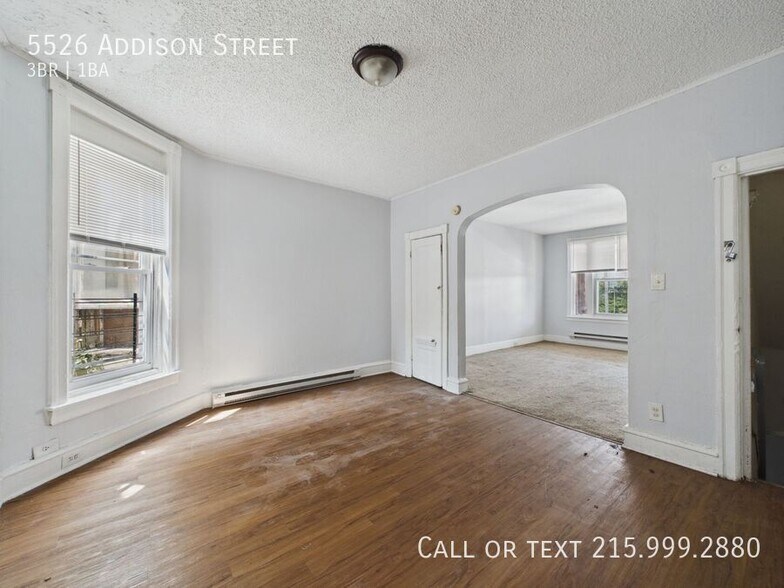 Building Photo - 5526 Addison St