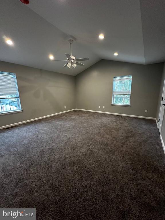 Building Photo - 29 Hilltop Rd