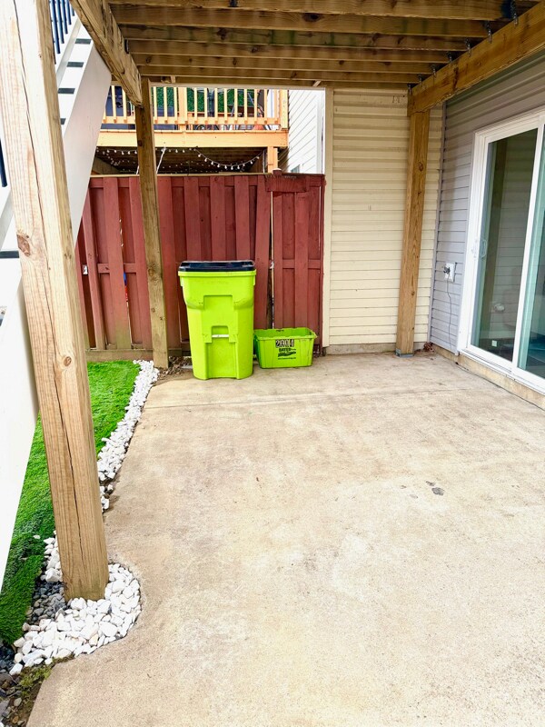 Building Photo - 2004 Fort Pemberton Ct