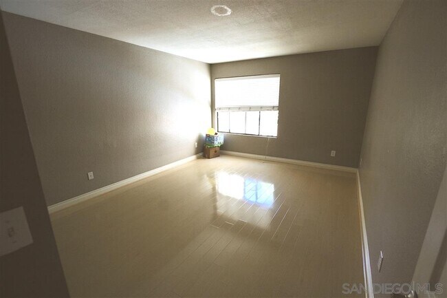 Building Photo - 10895 Camino Ruiz