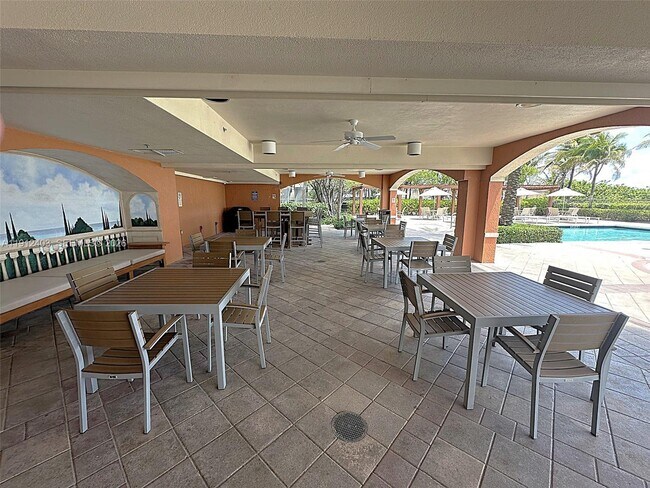 Building Photo - 2080 S Ocean Dr