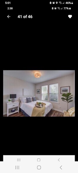 Guest bedroom with upgraded guest bathroom - 155 Morningside Ln