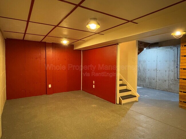 Building Photo - 8758 Carr Loop