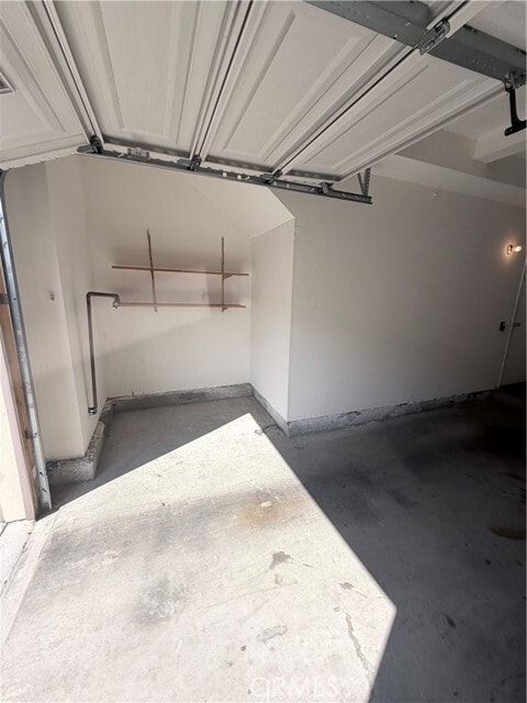 Building Photo - 56 Corsica Dr