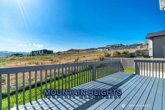 Building Photo - 3727 N 900 W