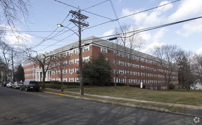 Primary Photo - Metuchen Senior Apartments