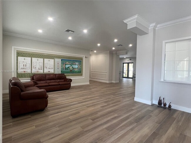 Building Photo - 2640 S University Dr