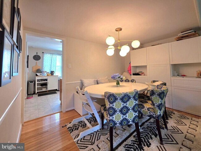 Building Photo - 2805 Balliett Ct