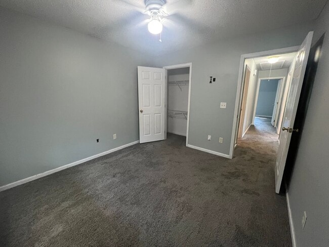 Building Photo - 14163 River Point Cir