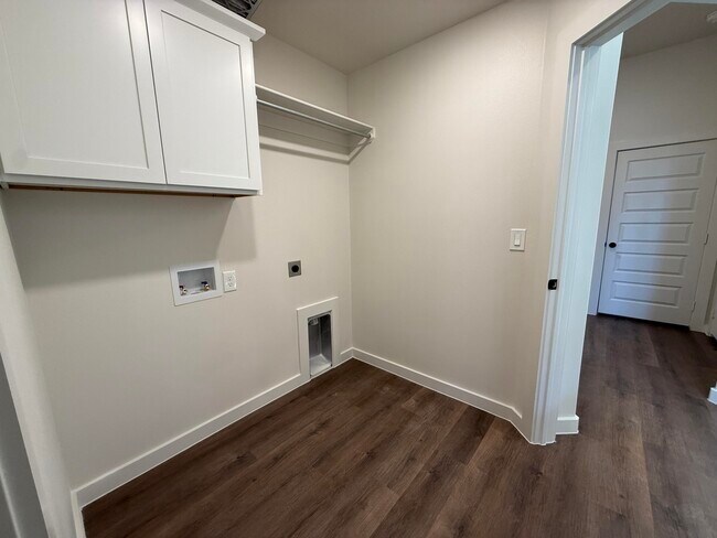 Building Photo - 3015 138th Pl