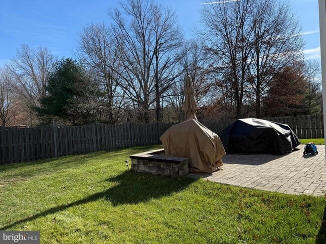 Building Photo - 3 Carey St