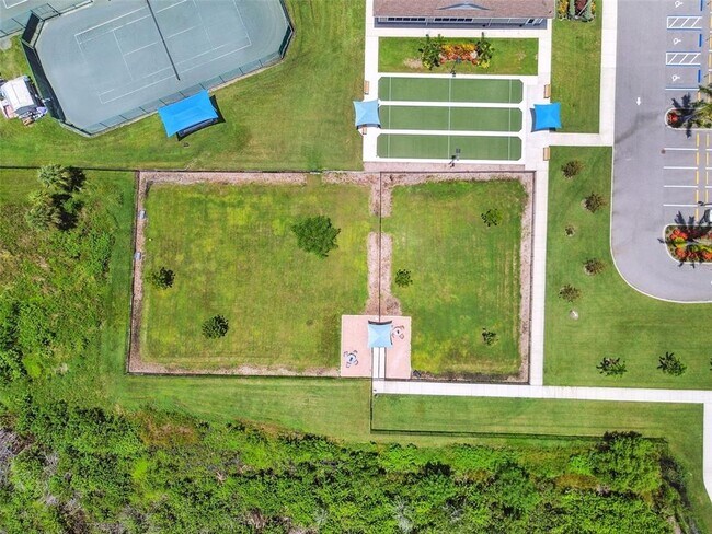 Building Photo - 13792 Long Lake Ln