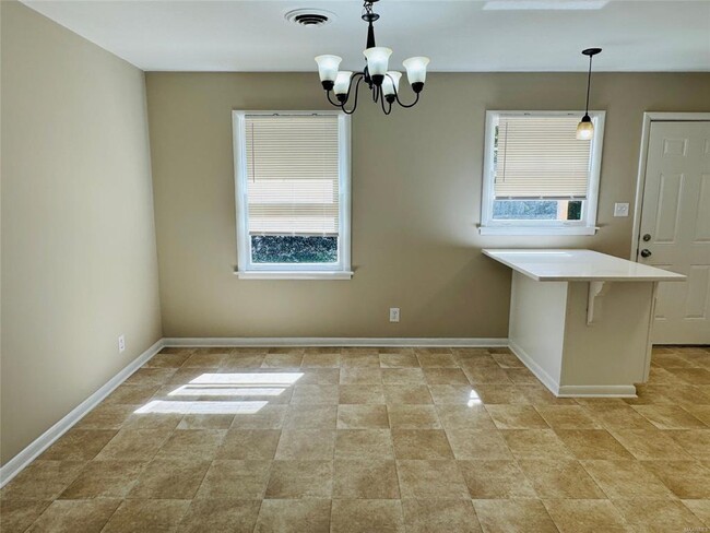 Building Photo - 3208 Durham Dr