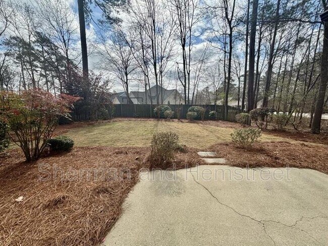 Building Photo - 389 Sandleton Way