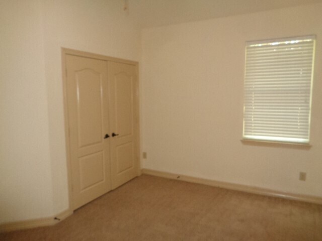 Building Photo - 10332 Stone Gate Dr