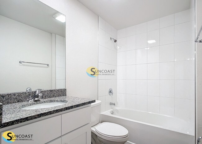 Building Photo - 17927 SW 32nd Cir