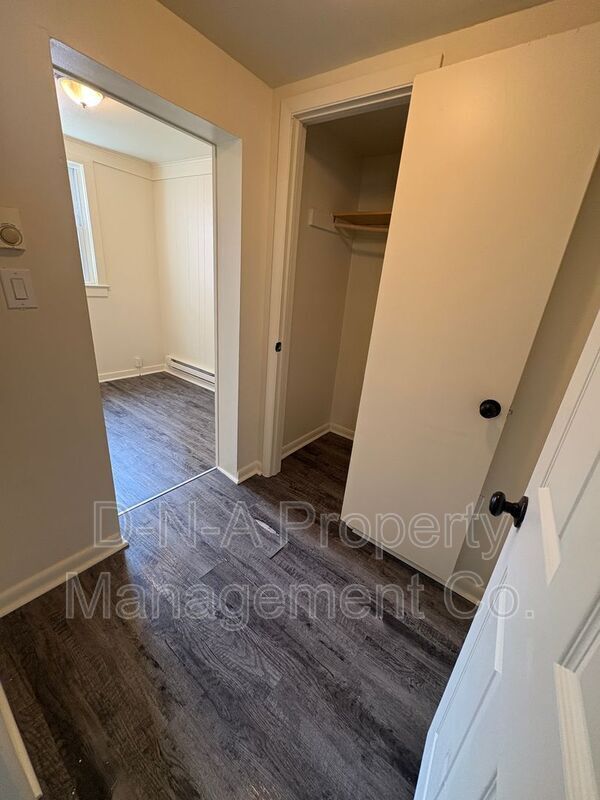 Building Photo - 267 Brodhead Ave