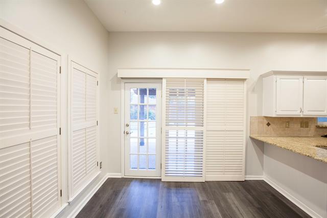 Building Photo - 16114 Shadybank Dr