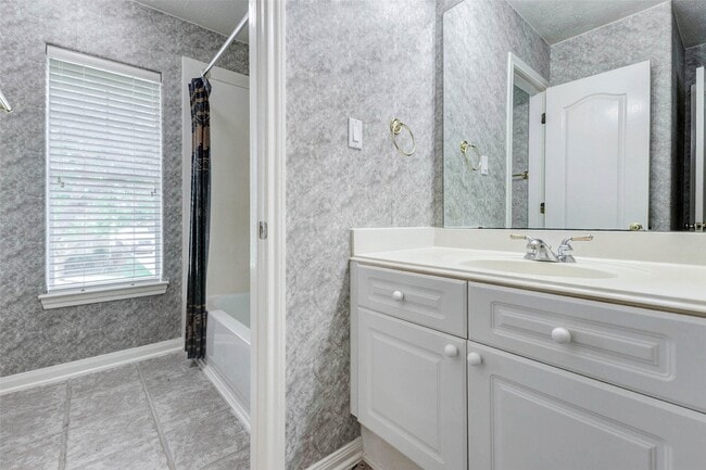 Building Photo - 12906 Silent Shore