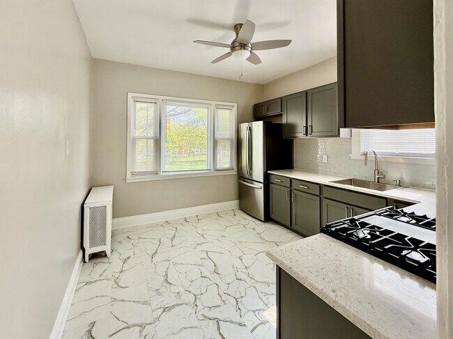 Building Photo - 7 Obrien Ct
