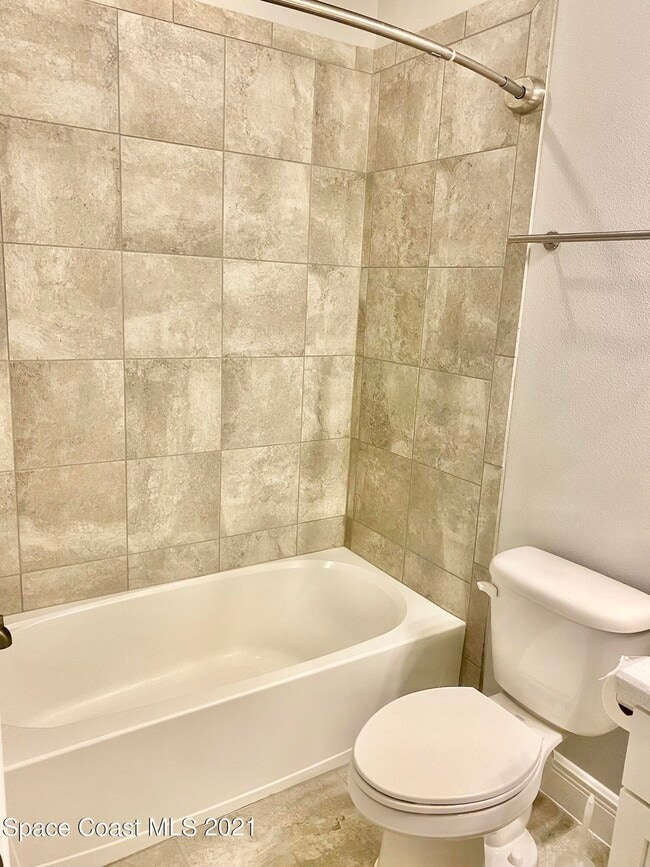 Building Photo - 2715 Vuldarno Ln