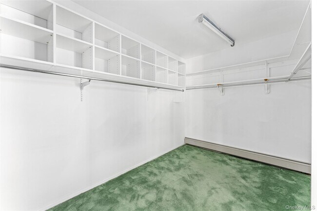 Building Photo - 803 Barberry Ln