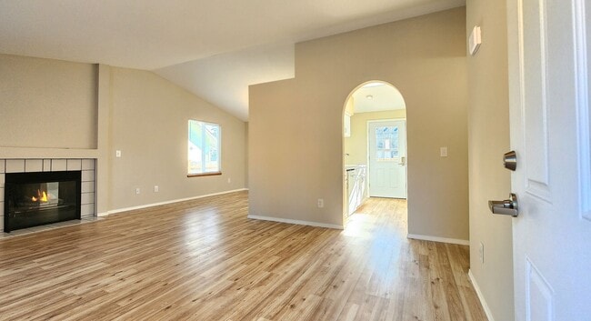 Building Photo - Marysville 3 Bedroom Home