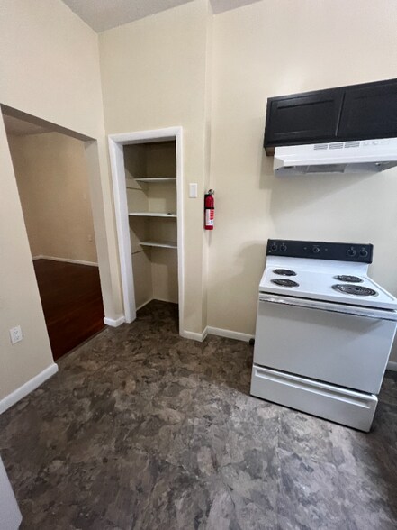 Building Photo - 124-126 Greene St